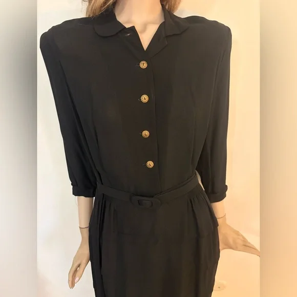 The Perfect Vintage 1940s 50s Little Black Dress VOLUP - Picture 3 of 14